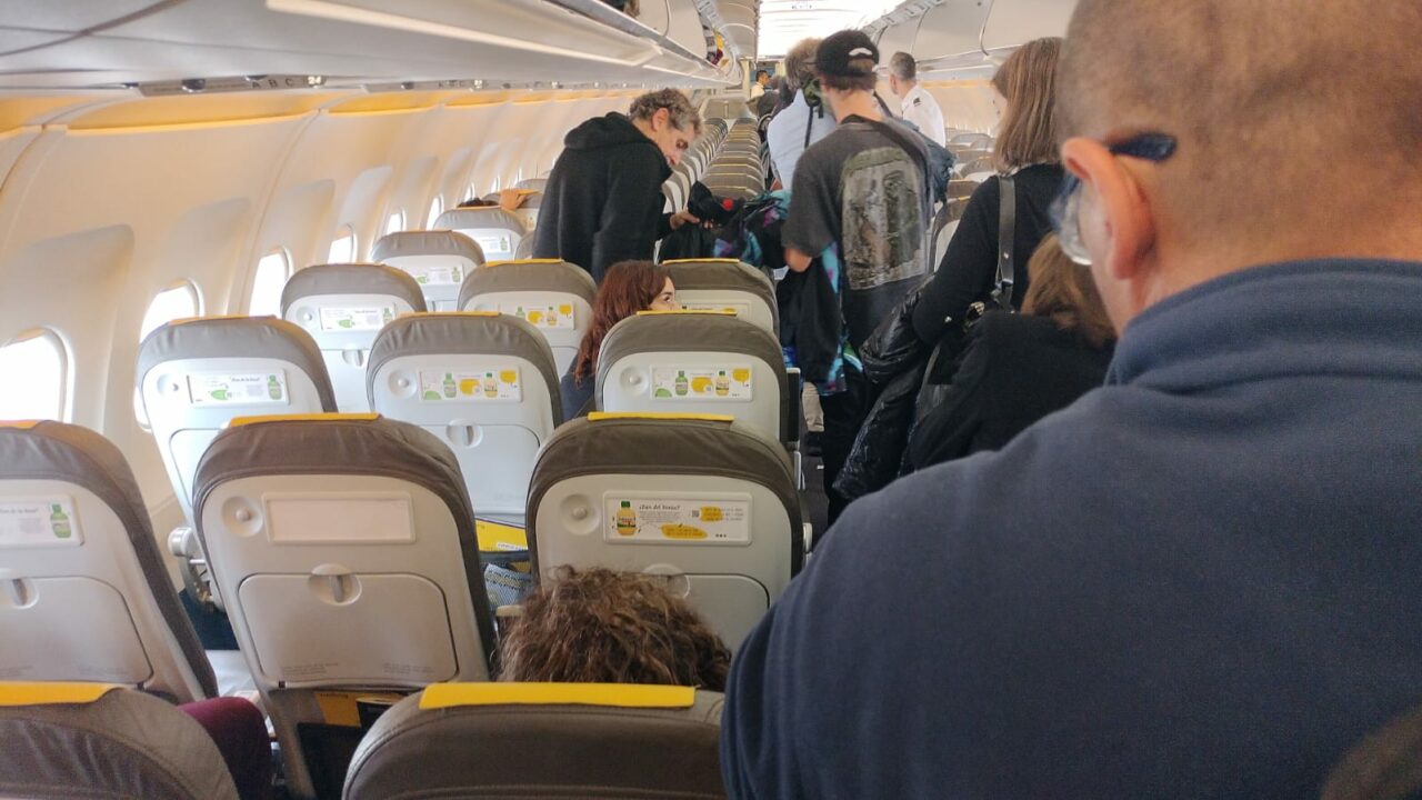 Vueling cancela dos vuelos a Londres por el aviso de bomba en Londres