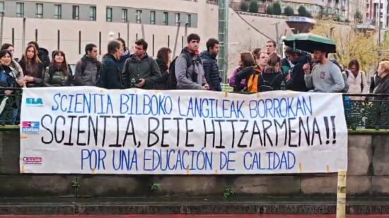 Profesores del colegio Scientia de Bilbao al límite tras meses sin cobrar