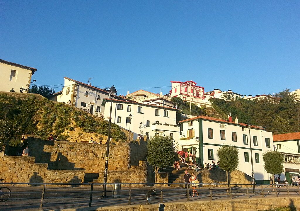 Detienen a un menor en Getxo por robo con intimidación