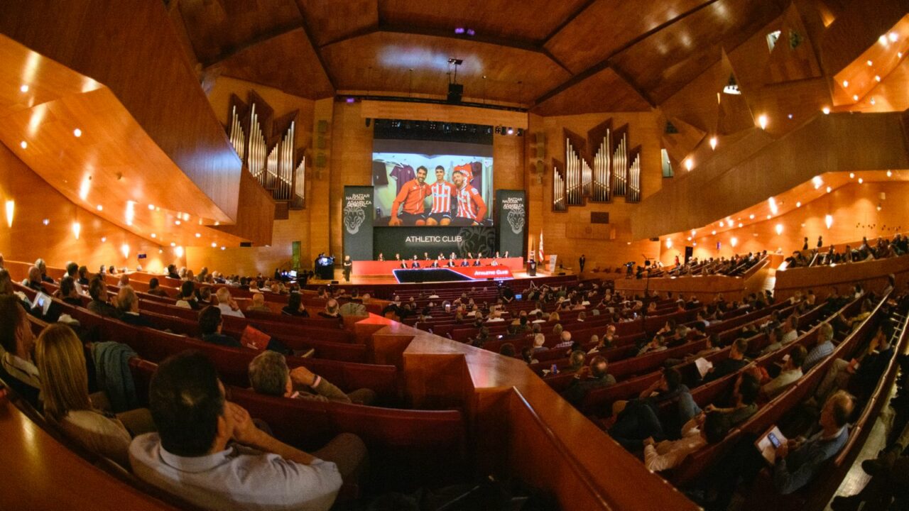 Socios del Athletic pretenden debatir en Asamblea la participación en la Supercopa de Arabia Saudí