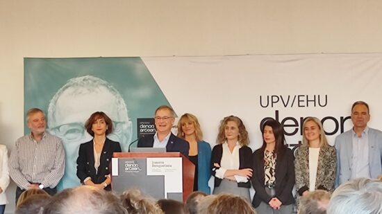 Joxerra Bengoetxea presenta su candidatura al rectorado de la UPV/EHU