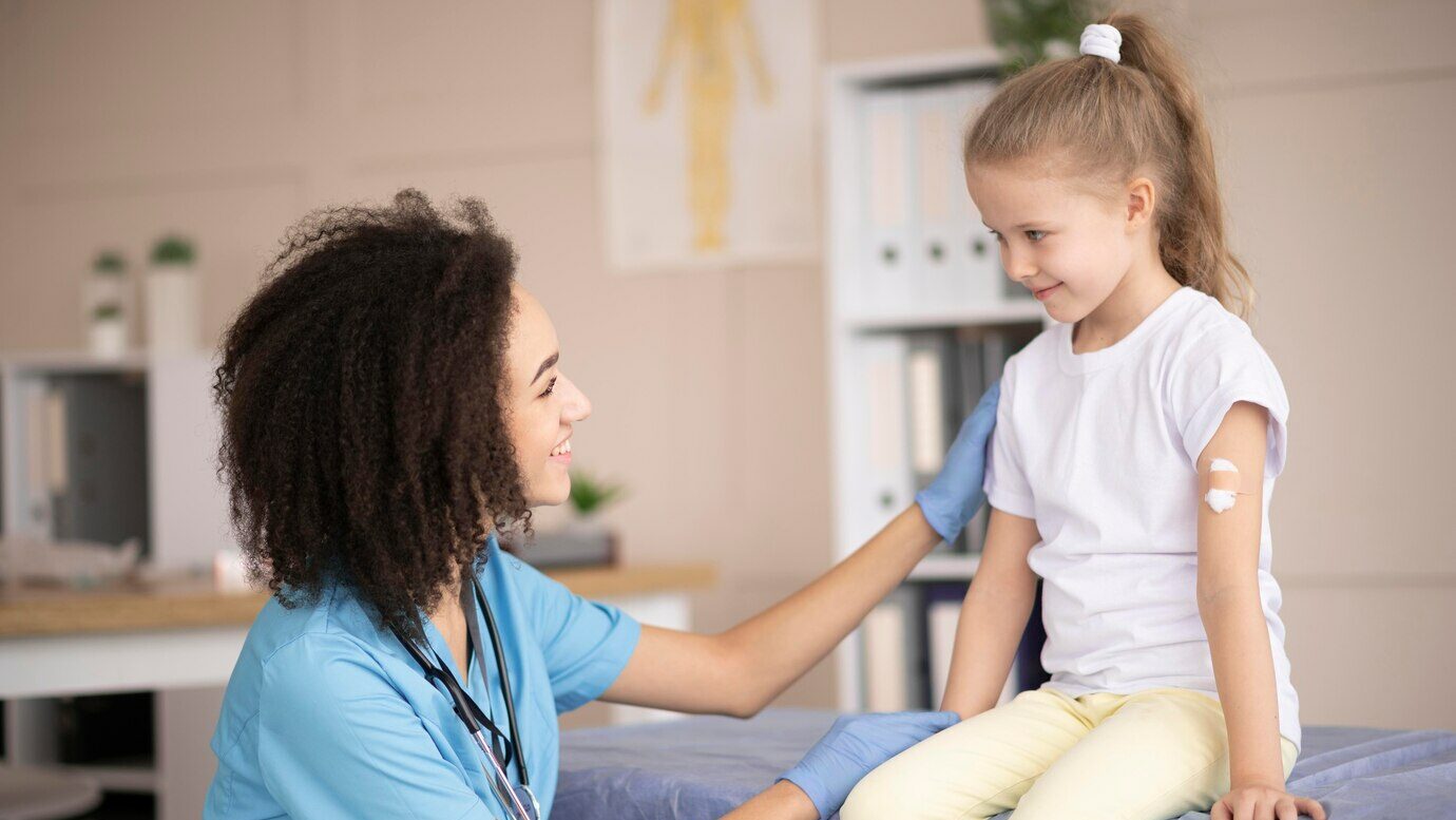 Las enfermeras de pediatría piden que se reconozca su especialidad en Euskadi