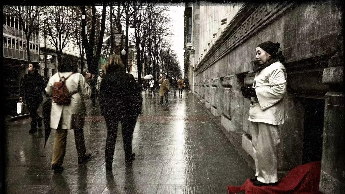 Convocan un homenaje a Lucía, la fallecida Mimo de la Gran Vía