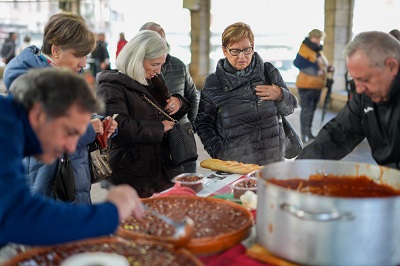 Gernika se prepara para saborear los mejores caracoles