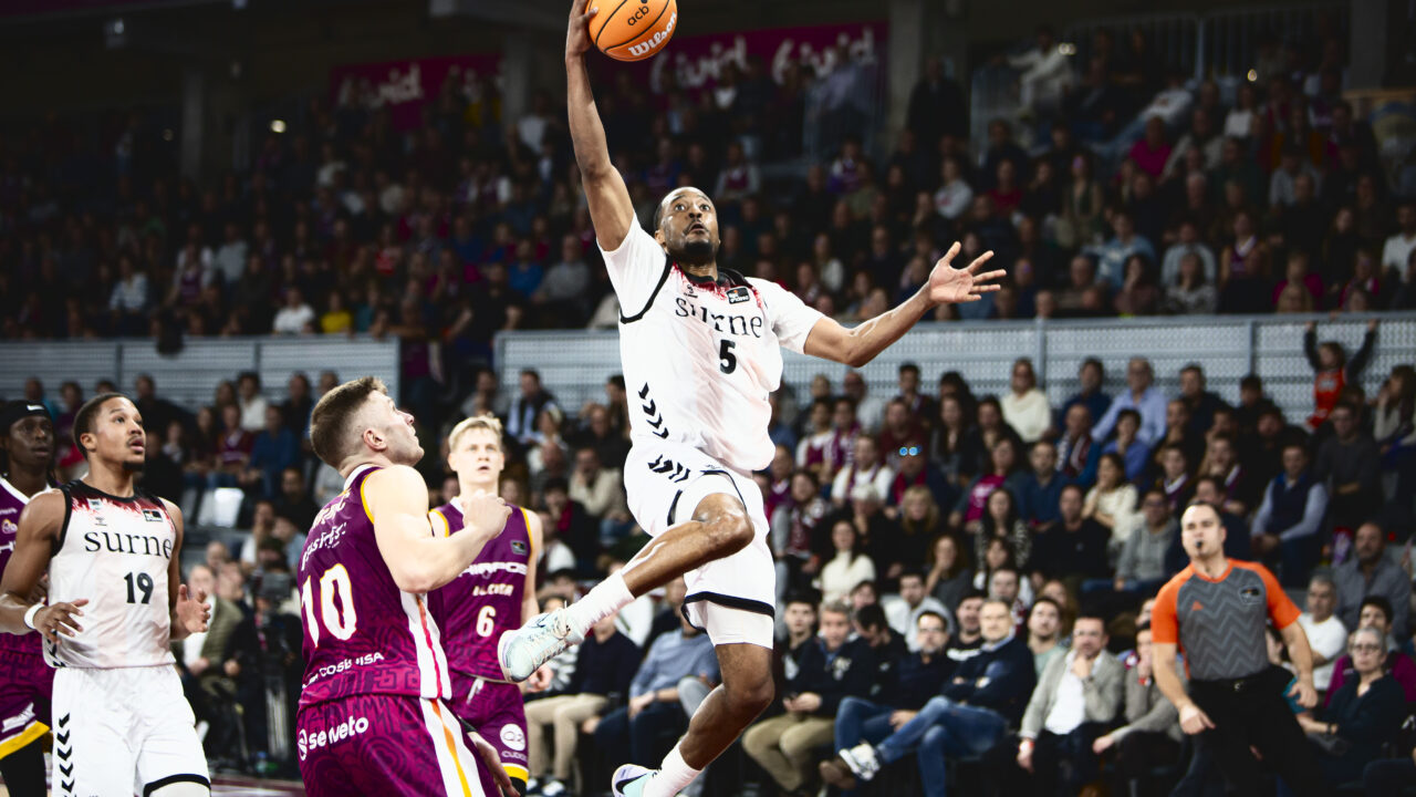 Un Bilbao Basket sin alma se hunde en Lleida