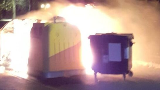 Detenido «in fraganti» en Getxo un pirómano al intentar quemar un contenedor