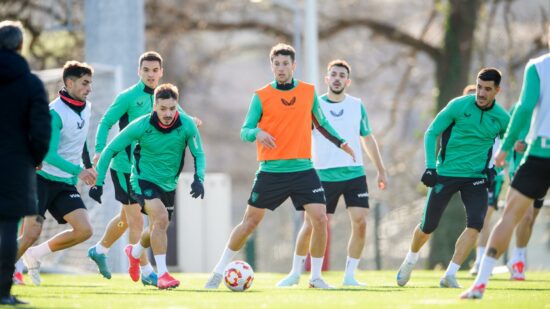 Valverde convoca a 25 jugadores para el partido contra el Besiktas en la Europa League