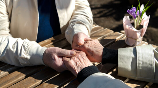 Más de 80.000 firmas para evitar que separen a un matrimonio con Alzheimer