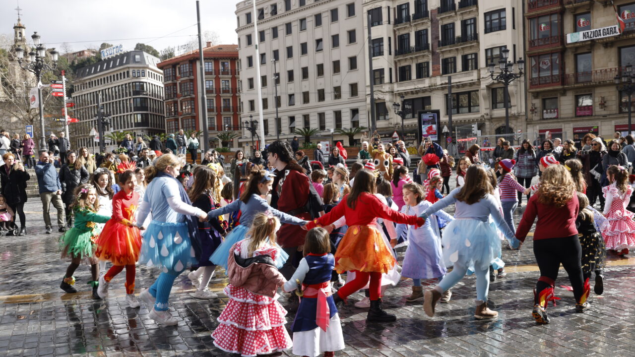 ¿Por qué enterramos una sardina para cerrar el Carnaval?