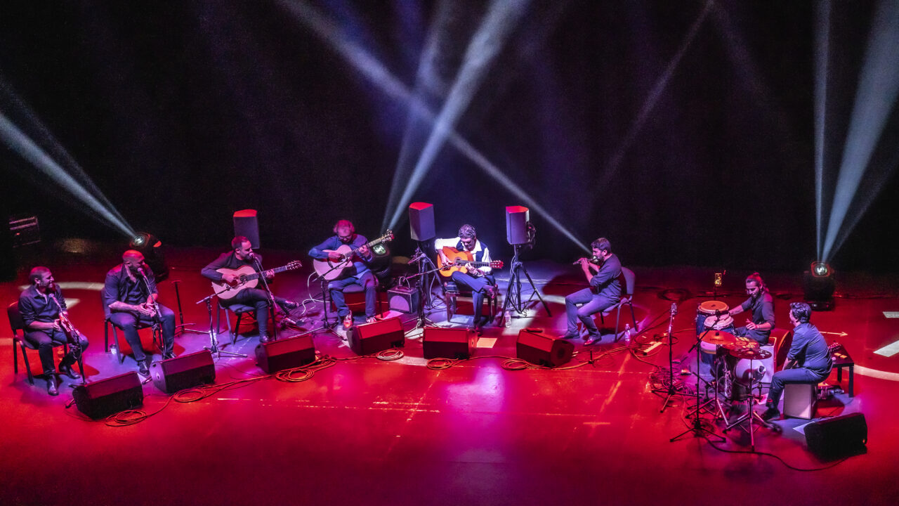 «Las Huellas de Dios», disco homenaje a Paco de Lucía en el Campos Elíseos