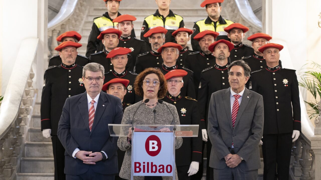Bilbao da la bienvenida a su XXIII Promoción de la Policía Municipal: 58 nuevos agentes con una edad media de 30 años