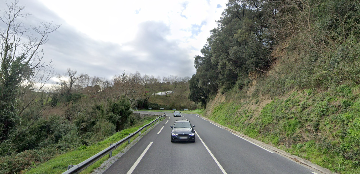 Cierran la N-634 entre Deba e Itziar por riesgo de derrumbe