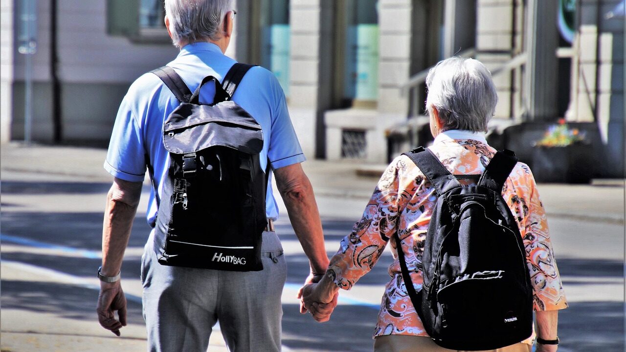 Tarifa plana en los viajes del Imserso para quienes tengan las pensiones más bajas