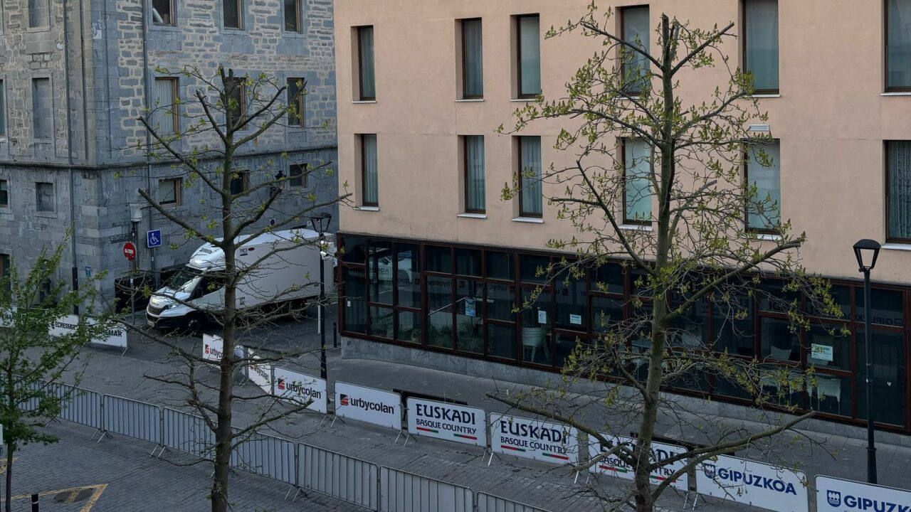 Itzulia 2025 Etapa 5: llegada a Gernika tras un recorrido exigente con cuatro puertos de montaña