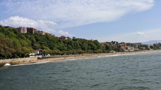 Más de 1,1 millones de personas han visitado las playas de Bizkaia este verano