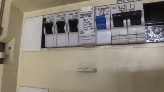 Solucionado el incendio en un cuadro eléctrico que afectó a casi 400 vecinos de Getxo