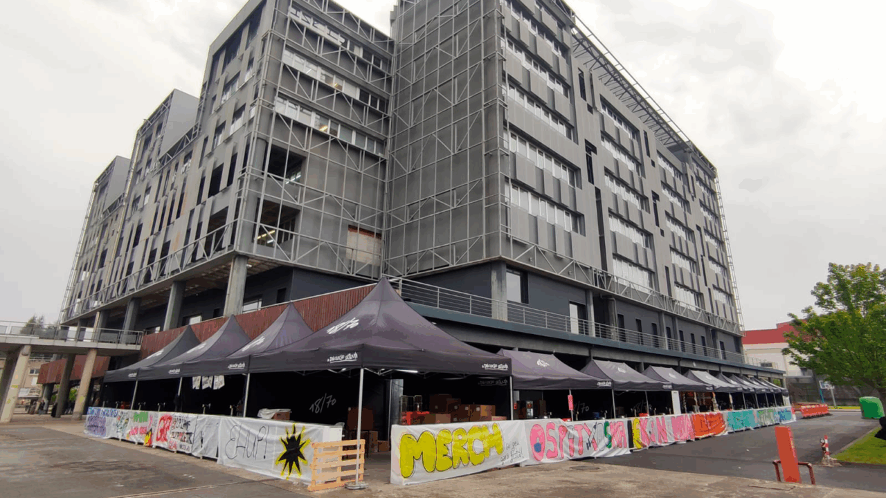 Vuelven las fiestas universitarias: música y txosnas hasta la noche en la UPV/EHU