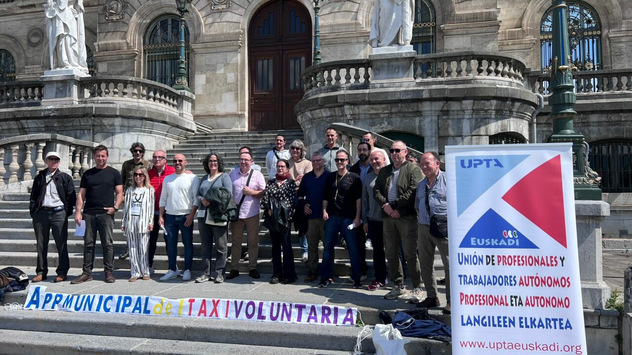 UPTA exige la voluntariedad de la APP para taxi