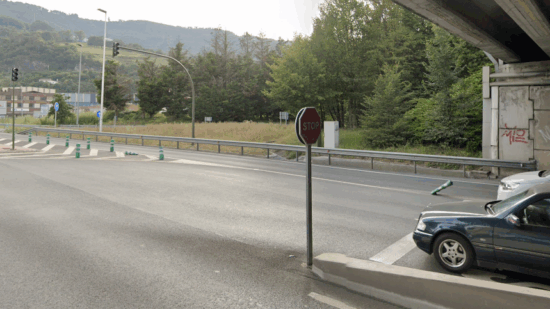 ¿Por qué hay tantos accidentes en el cruce de Max Center?
