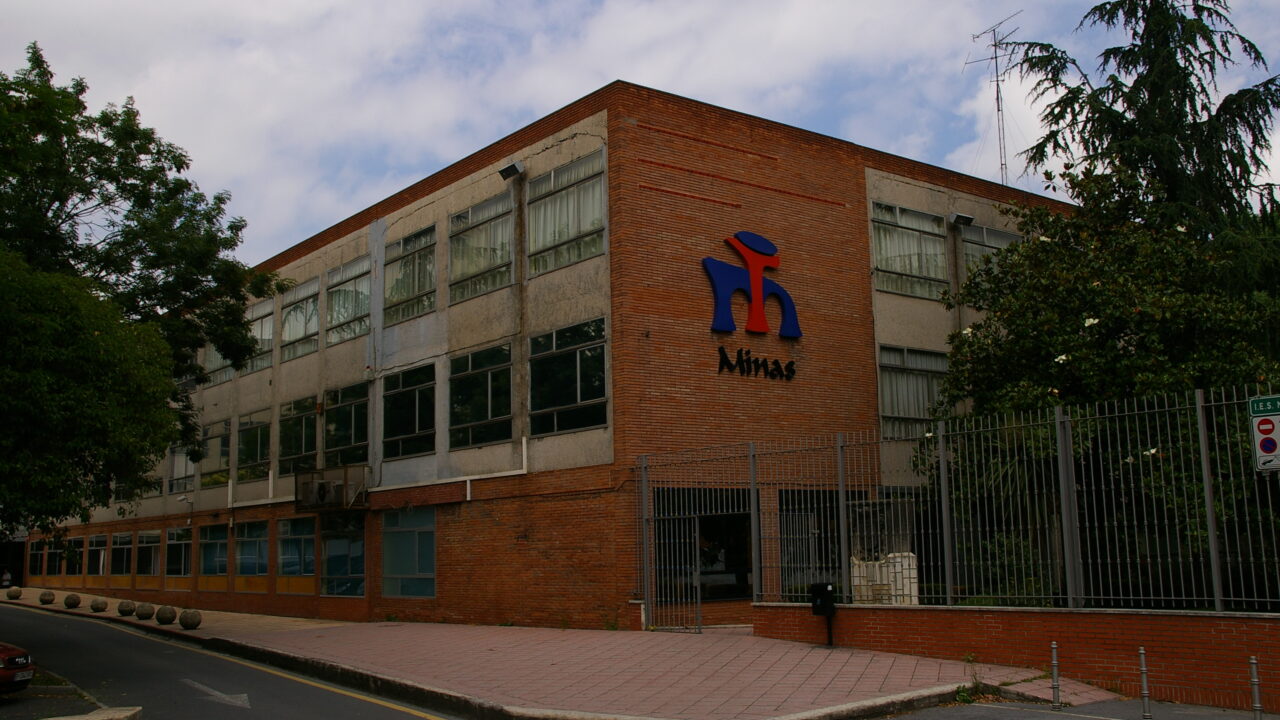 Barakaldo y Save the Children se unen para combatir el ciberacoso en las aulas