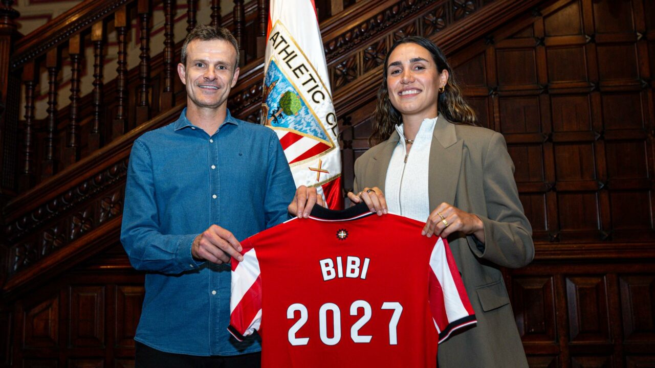 Bibiane Schulze renueva con el Athletic hasta 2027