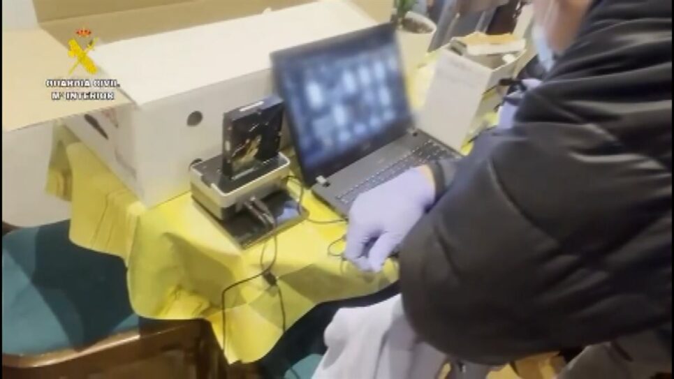 Detenido un hombre por corrupción de menores en Bilbao