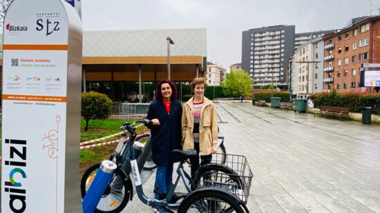 Santurtzi estrena nuevo punto de Bizkaibizi junto a la boca del metro