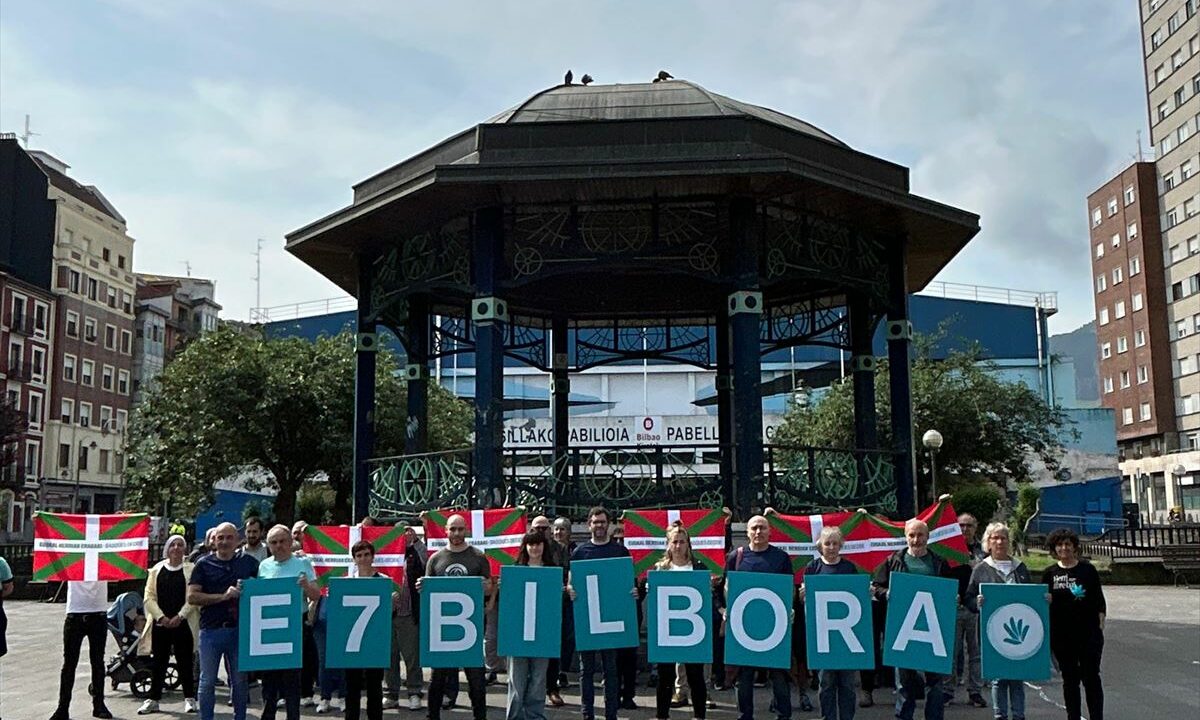 Gure Esku llama a llenar Bilbao de ikurriñas este 7 de junio