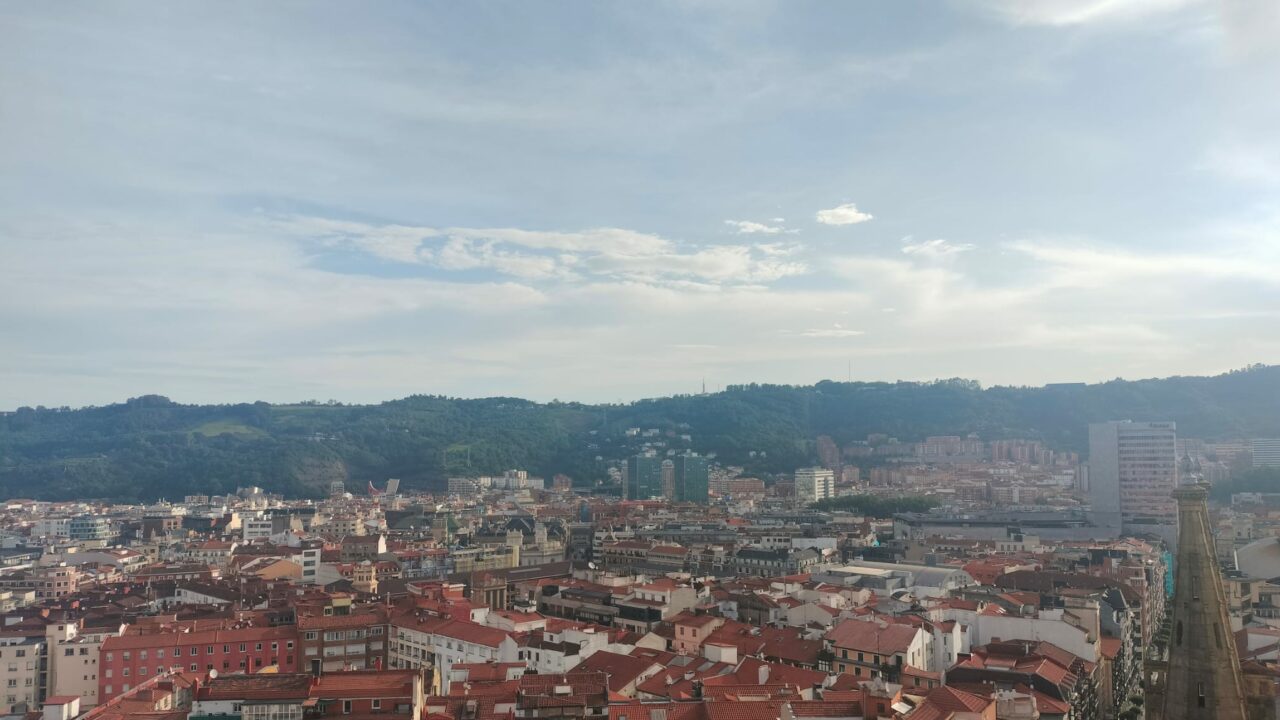 Del bochorno al chaparrón: esta tarde vuelven las tormentas a Bizkaia