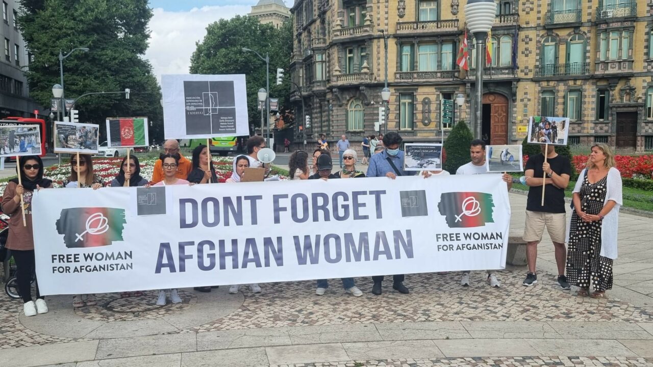 “Bizkaia es tierra de acogida”: Teresa Laespada reafirma su compromiso con las personas refugiadas