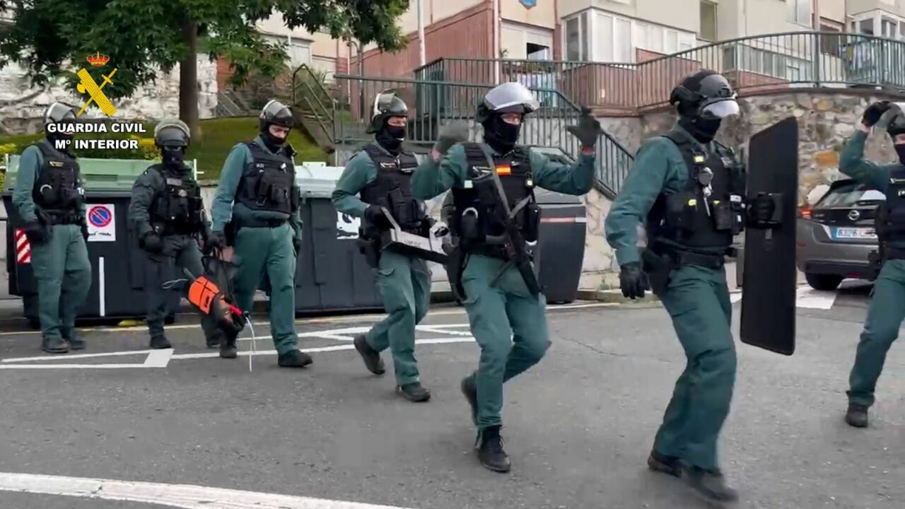 Detenida la peligrosa banda que saqueó 36 supermercados en el norte