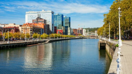 Estas dos ciudades vascas, entre los destinos más buscados para irse de vacaciones
