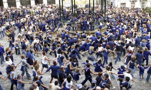 Celebra la festividad de la Madalena desde el mar: Bermeo sortea plazas para subir a bordo con la corporación