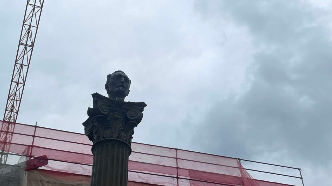 Lo del busto de Unamuno: ni pies ni cabeza