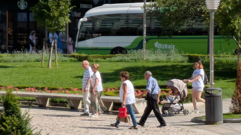 El calor vuelve con fuerza a Euskadi: Bizkaia rondará los 33 grados y el sur superará los 35