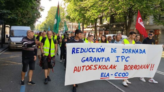 ELA y CCOO destacan un seguimiento amplio en el arranque de la huelga en autoescuelas de Bizkaia