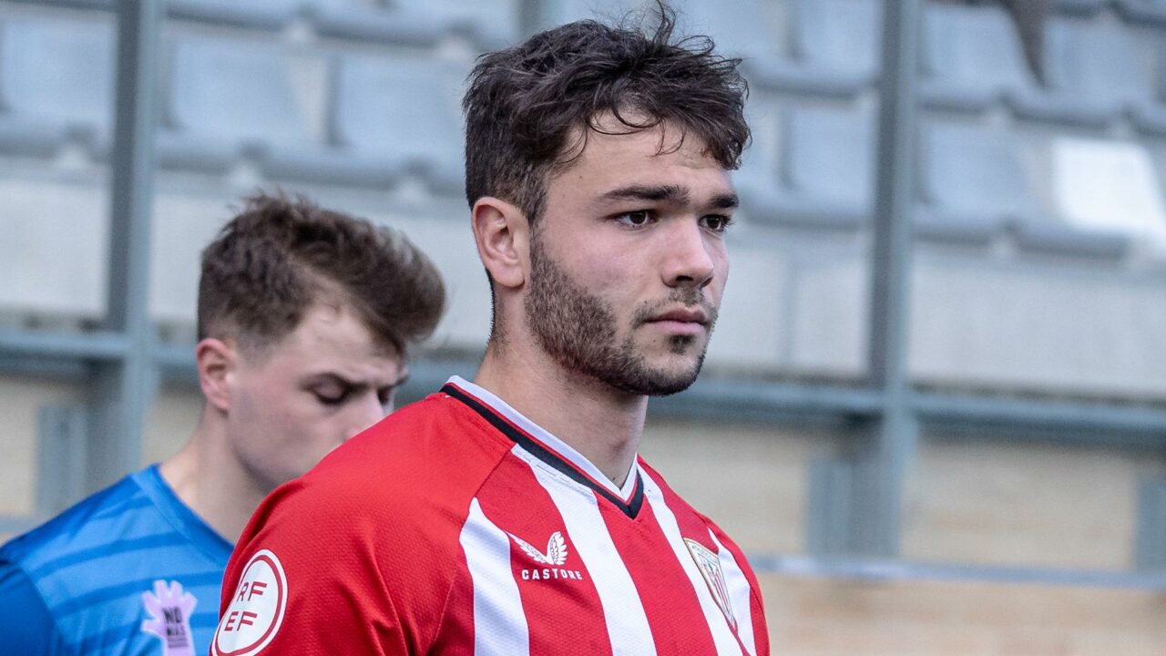 El Athletic renueva a Egiluz y le da ficha del primer equipo