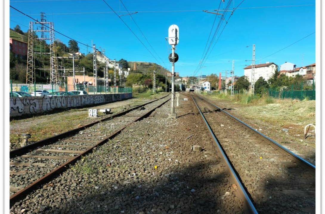 Arrancan las obras para eliminar el paso a nivel de La Ralera en Ortuella