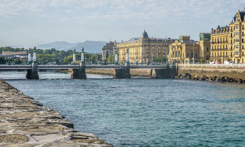 Hallan el cuerpo sin vida de un hombre en el río Urumea en San Sebastián