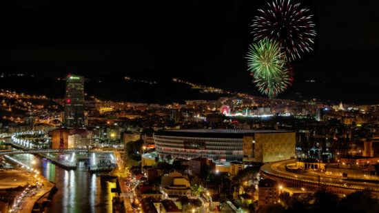 Iberdrola te invita a disfrutar de los fuegos artificiales de Aste Nagusia desde un lugar privilegiado
