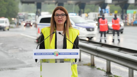 Más coches de los esperados en las carreteras vascas