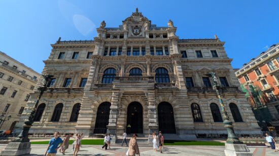 El PNV ganaría las elecciones en Bizkaia y Elkarrekin Podemos desaparecería de las Juntas Generales