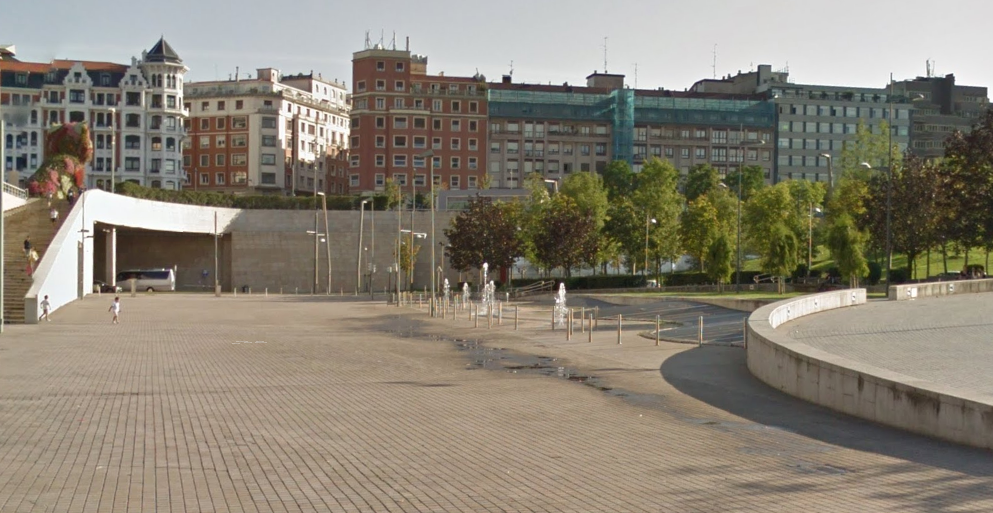 La fuente de los chorros del Guggenheim Bilbao se apaga temporalmente