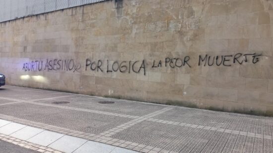 Aparecen pintadas con amenazas de muerte contra el alcalde Aburto en Bilbao: «El mayor de los desprecios»