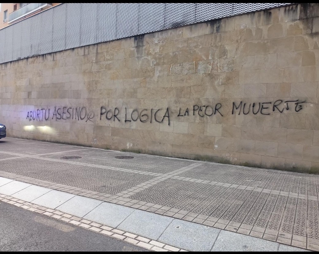 Aparecen pintadas con amenazas de muerte contra el alcalde Aburto en ...