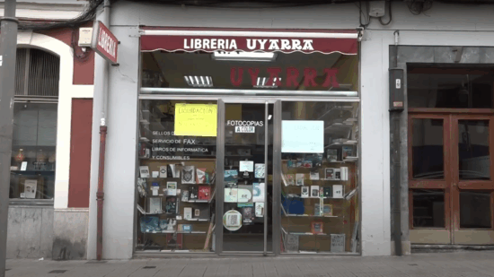 La Librería Uyarra de Bilbao cierra tras 64 años abiertos
