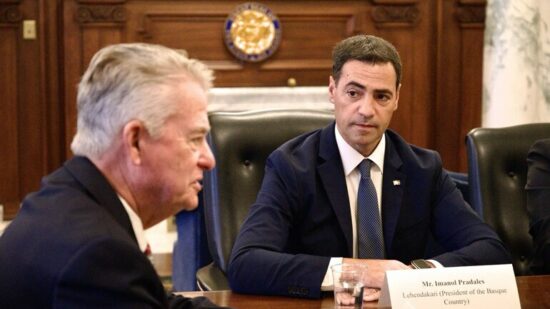 Pradales llama a «tender puentes» entre Euskadi y Estados Unidos en su visita institucional a Idaho