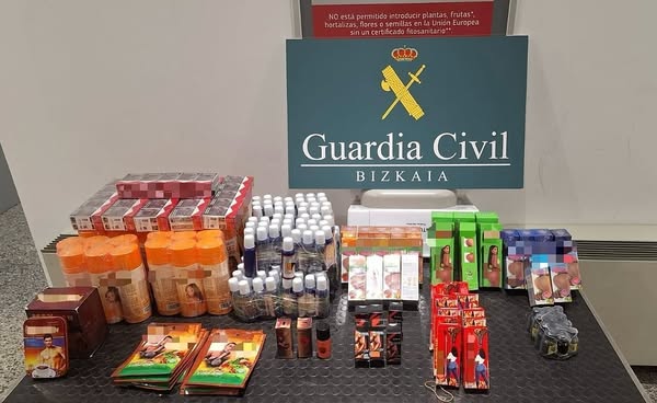 Desmantelado un «mercadillo ilegal» con productos prohibidos procedentes de Senegal en el aeropuerto de Bilbao