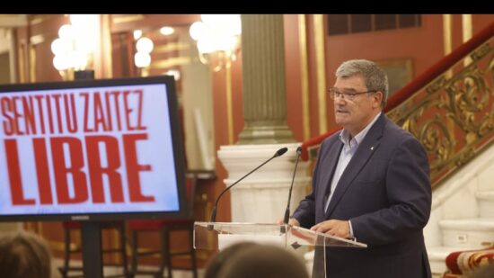 El alcalde de Bilbao cierra la puerta a un efecto Torre Pacheco o Jumilla