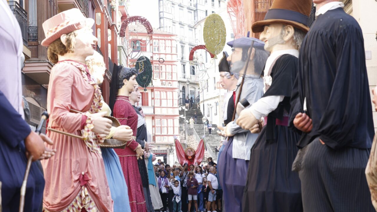 ¿Conoces la historia de los Gigantes de Bilbao?